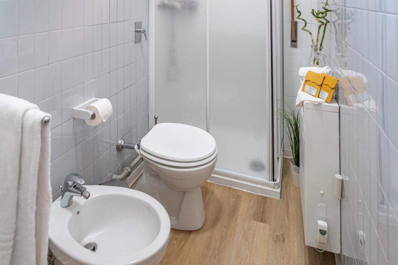 Casa Golgi - Pavia City - By Host4U Ngoại thất bức ảnh